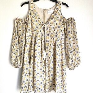 Ooberswank L floral cold shoulder tunic mini dress